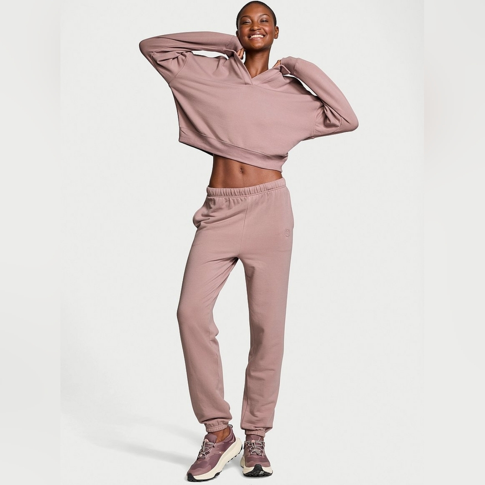 *NWT* Victoria's Secret Mauve Sweatpants